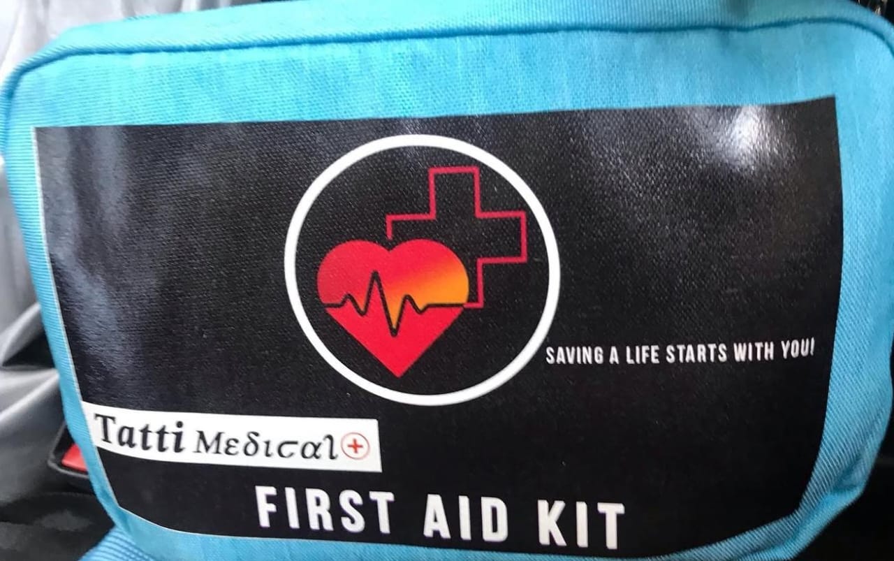 FIRST AID REGULAR KIT